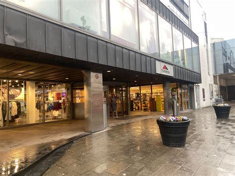 Torvbyen ::: Butikker.